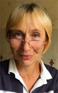 Елена Станиславовна - репетитор по химии и биологии
