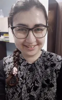 Анастасия Олеговна - репетитор по физике и математике