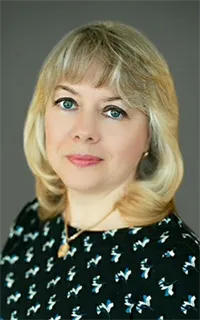 Светлана Валентиновна - репетитор по обществознанию