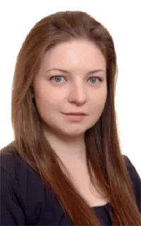 Анастасия Владимировна - репетитор по обществознанию и математике