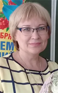 Надежда Владимировна - репетитор по русскому языку и литературе