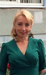 Юлия Ивановна - репетитор по коррекции речи