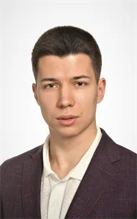 Александр Юрьевич - репетитор по математике и физике