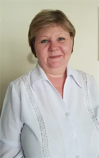 Ирина Петровна - репетитор по подготовке к школе