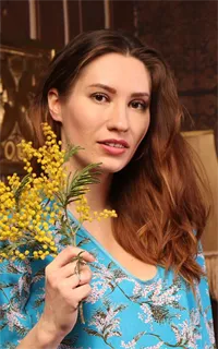 Анна Николаевна - репетитор по английскому языку, русскому языку и литературе