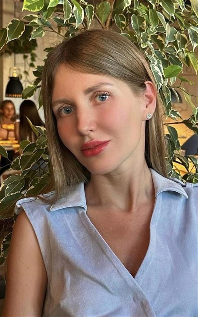 Ольга Александровна - репетитор по английскому языку и французскому языку