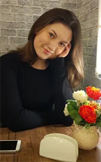 Анастасия Юрьевна - репетитор по русскому языку и русскому языку для иностранцев