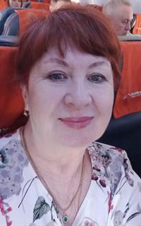 Людмила Петровна - репетитор по русскому языку и литературе