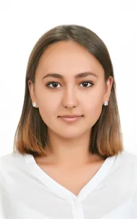 Анна Сагандыковна - репетитор по математике