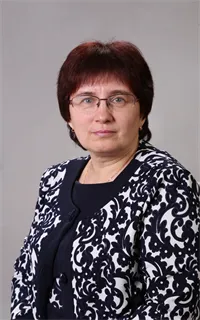 Лариса Юрьевна - репетитор по истории, обществознанию и географии