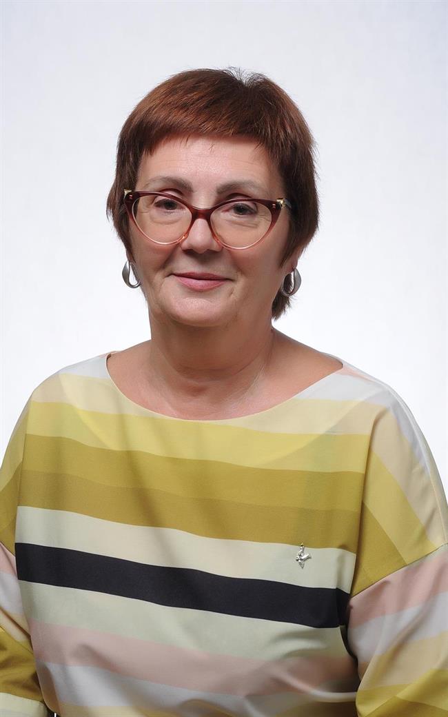 Ирина Эгоновна - репетитор по химии