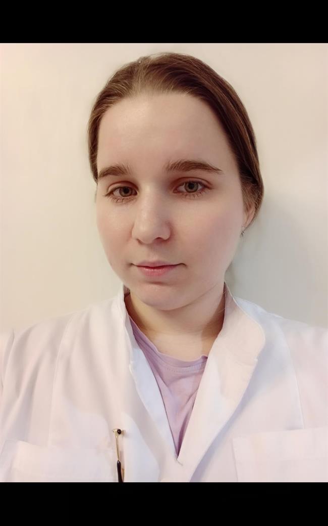 Ирина Андрееввна - репетитор по химии и биологии