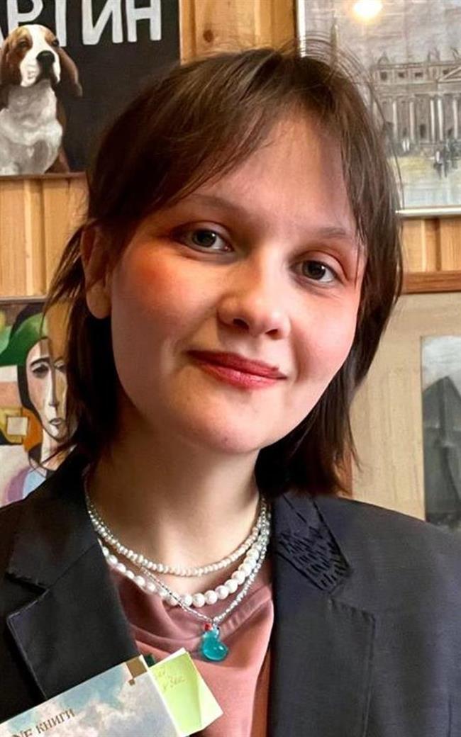 Анастасия Михайловна - репетитор по истории