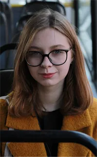 Анастасия Евгеньевна - репетитор по английскому языку и обществознанию
