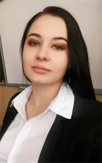 Анна Влалиславовна - репетитор по английскому языку