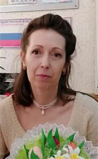 Ирина Владимировна - репетитор по предметам начальной школы