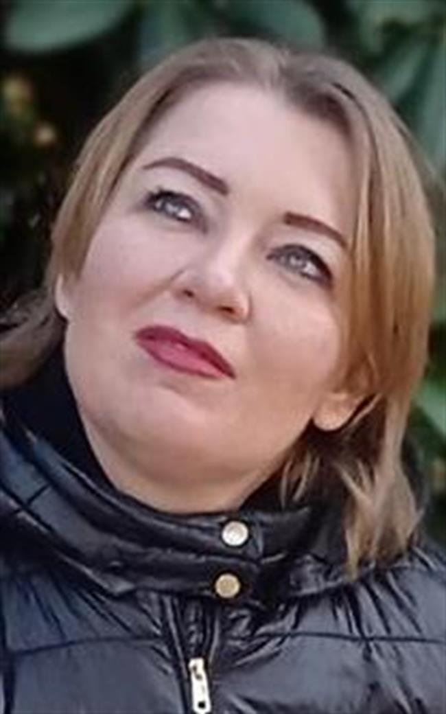 Яна Николаевна - репетитор по английскому языку, другим предметам и русскому языку для иностранцев