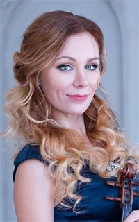Юлия Валериевна - репетитор по музыке