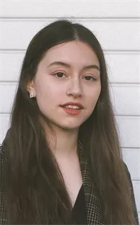 Мадина Алановна - репетитор по английскому языку