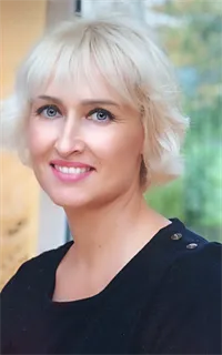 Елена Юрьевна - репетитор по русскому языку и литературе