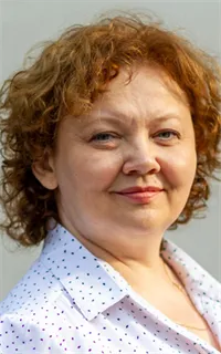 Наталья Фаритовна - репетитор по обществознанию и другим предметам