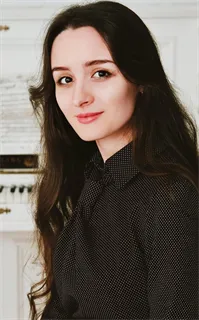 Юлия Викторовна - репетитор по музыке