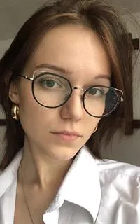 Анастасия Владимировна - репетитор по английскому языку и русскому языку