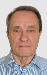 Виталий Григорьевич - репетитор по химии и другим предметам
