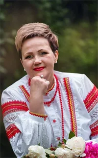 Инна Викторовна - репетитор по музыке