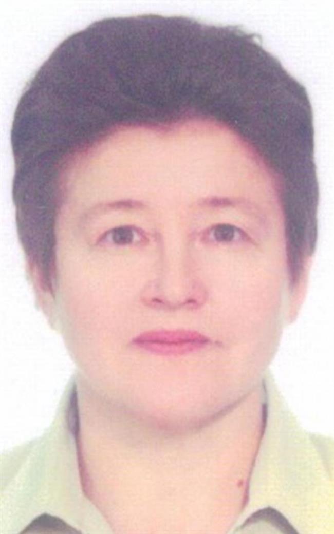 Анна Григорьевна - репетитор по химии и биологии