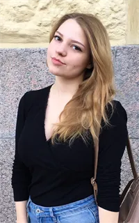 Кристина Игоревна - репетитор по русскому языку, биологии и химии