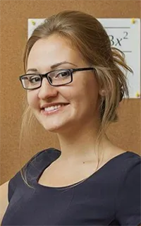 Анастасия Сергеевна - репетитор по химии и математике