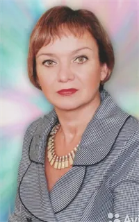 Яна Витальевна - репетитор по предметам начальной школы, подготовке к школе и русскому языку