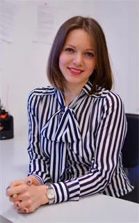 Ольга Романовна - репетитор по химии и математике