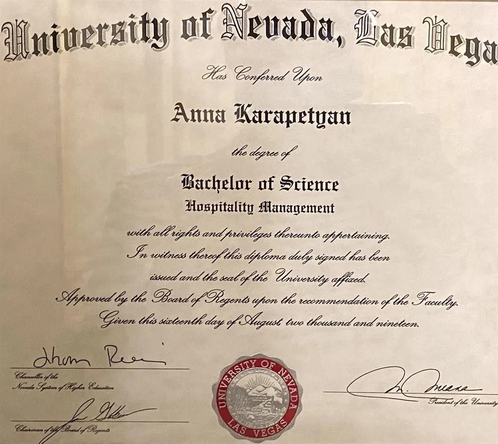 Unoversity of Nevada, Las Vegas Bachelor degree in Hospitality Management 