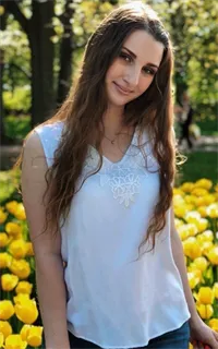 Алина Сергеевна - репетитор по химии и биологии