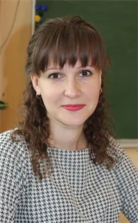 Елена Валерьевна - репетитор по английскому языку, русскому языку, математике и предметам начальной школы