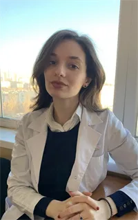 Анна Гевориковна - репетитор по биологии и химии