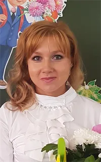 Елена Валерьевна - репетитор по предметам начальной школы