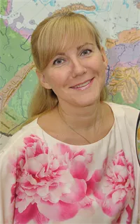 Елена Денисовна - репетитор по русскому языку, математике и предметам начальной школы