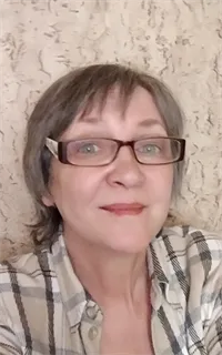 Стелла Эдуардовна - репетитор по русскому языку и литературе