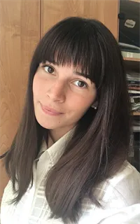 Яна Олеговна - репетитор по биологии