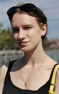 Дарья Эдуардовна - репетитор по английскому языку, китайскому языку, русскому языку, химии и биологии