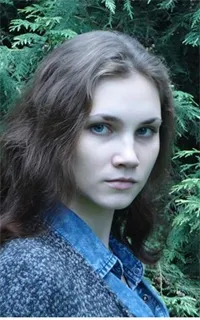 Ксения Алексеевна - репетитор по английскому языку, русскому языку, литературе, истории и изобразительному искусству
