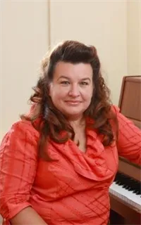 Наталья Викторовна - репетитор по музыке