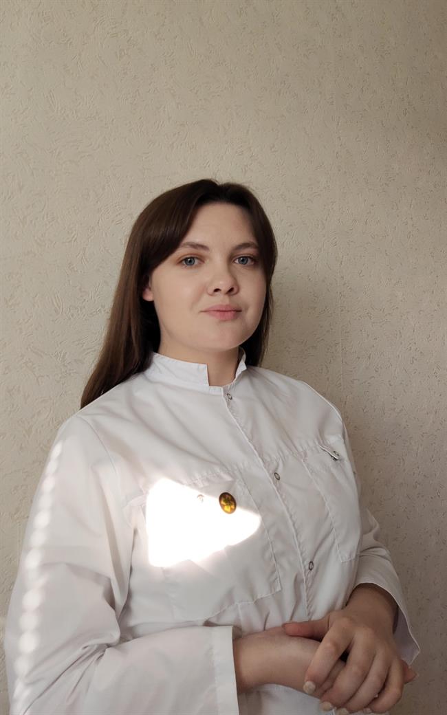 Ангелина Олеговна - репетитор по химии
