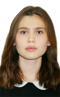 Карина Зинуровна - репетитор по биологии