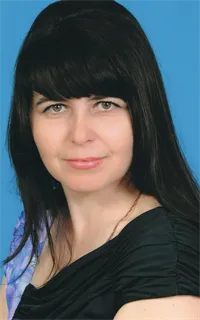 Людмила Вячеславовна - репетитор по истории и обществознанию