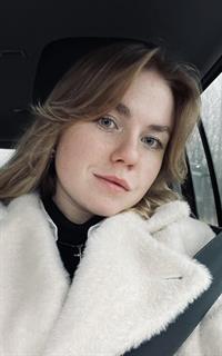 Виктория Вадимовна - репетитор по обществознанию