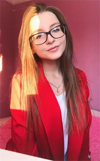 Елена Васильевна - репетитор по предметам начальной школы